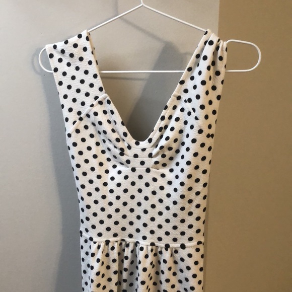 Anthropologie open-back dress in white with black polka dot, size 2 - Picture 4 of 9